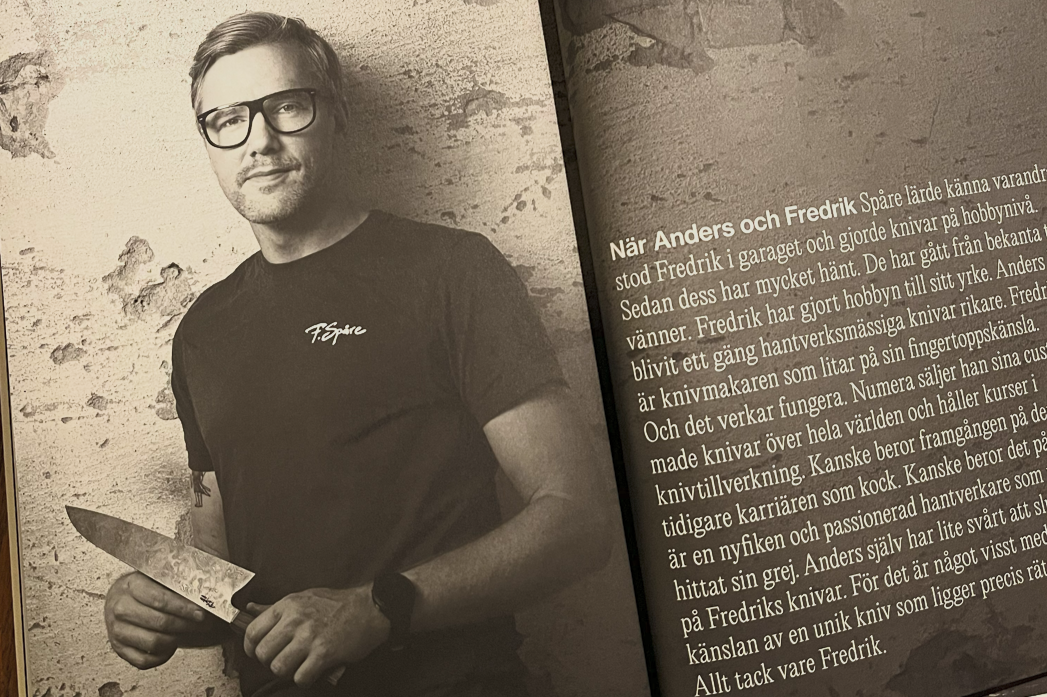 A spread from a printed book: Fredrik Spåre holding one of his knives, beside an article about him